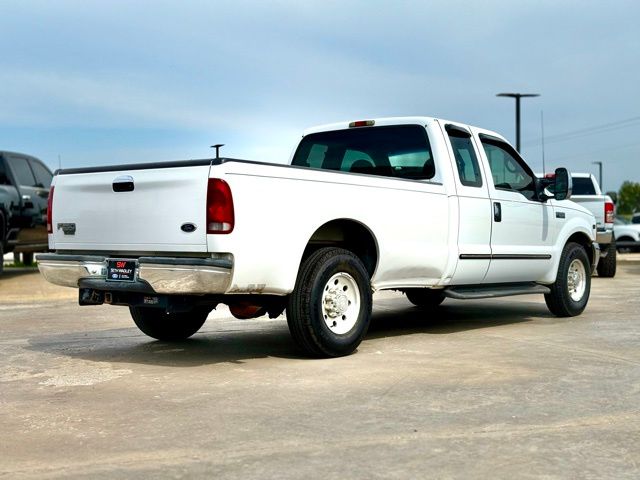 1999 Ford F-250 photo 2