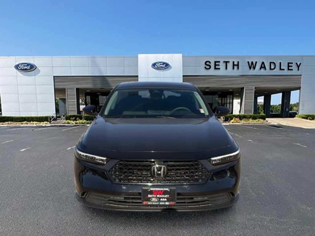 Used 2025 Honda Accord SE Sedan