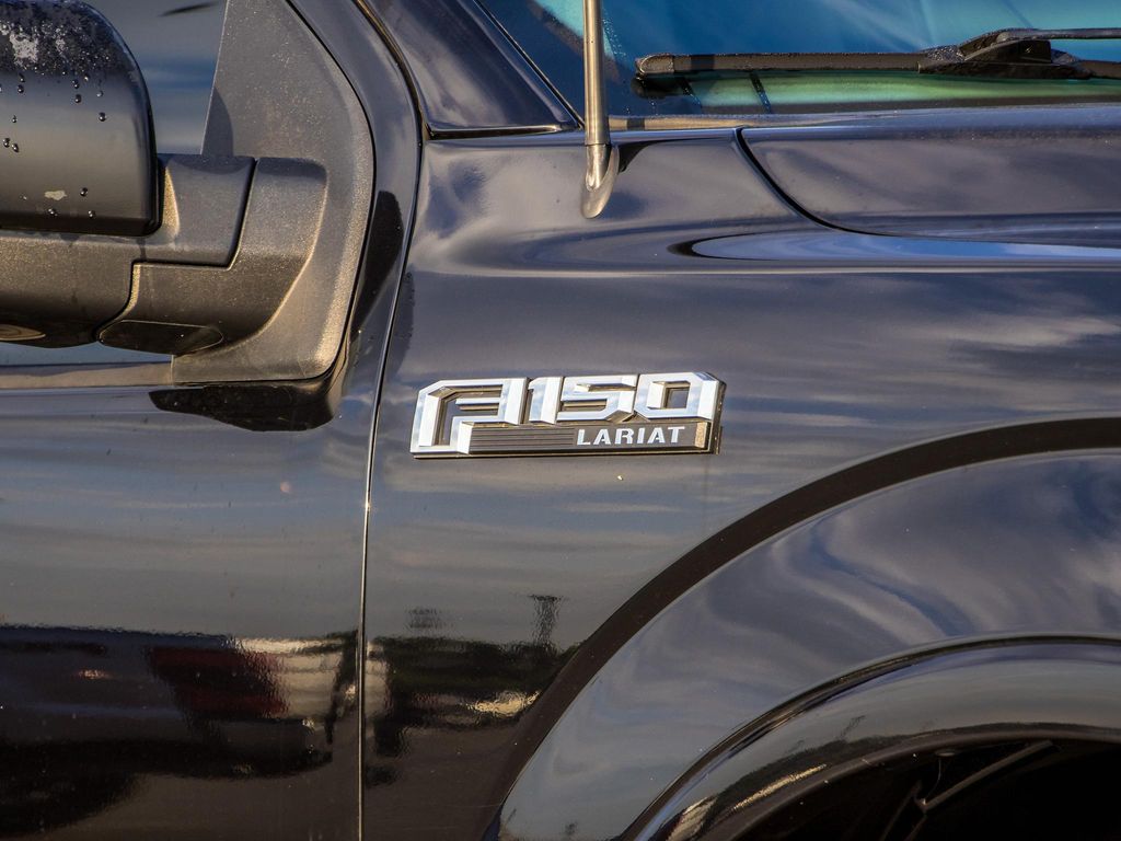 2020 Ford F-150 Lariat FX4 photo 3