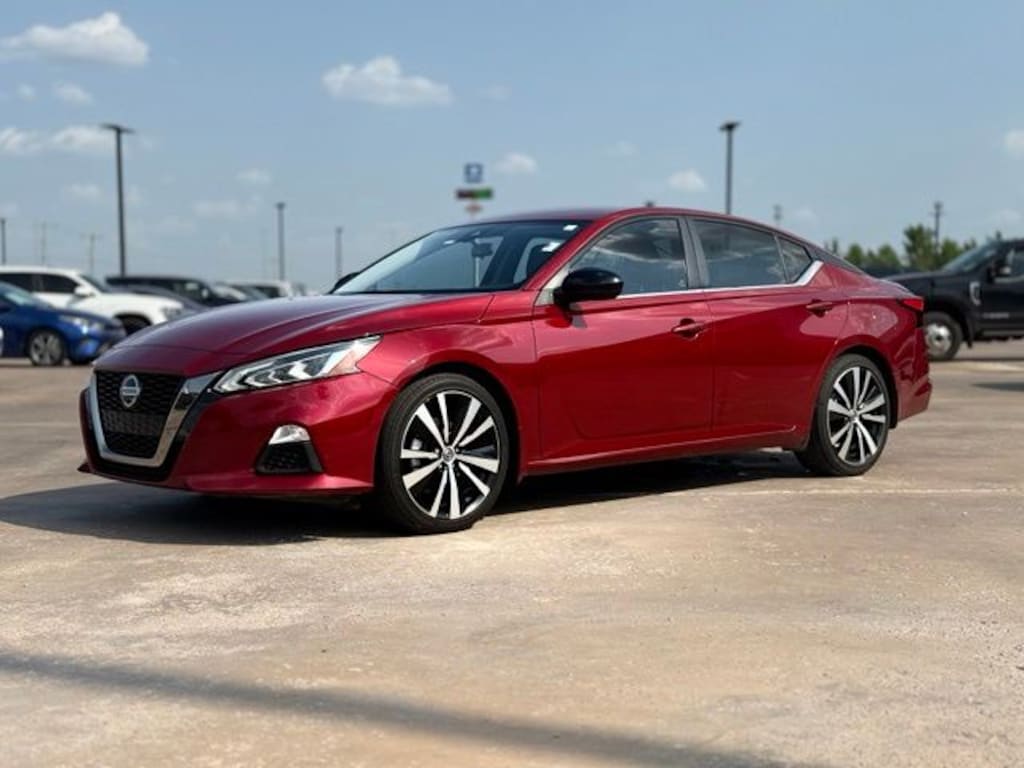 Certified 2022 Nissan Altima 2.5 SR Sedan