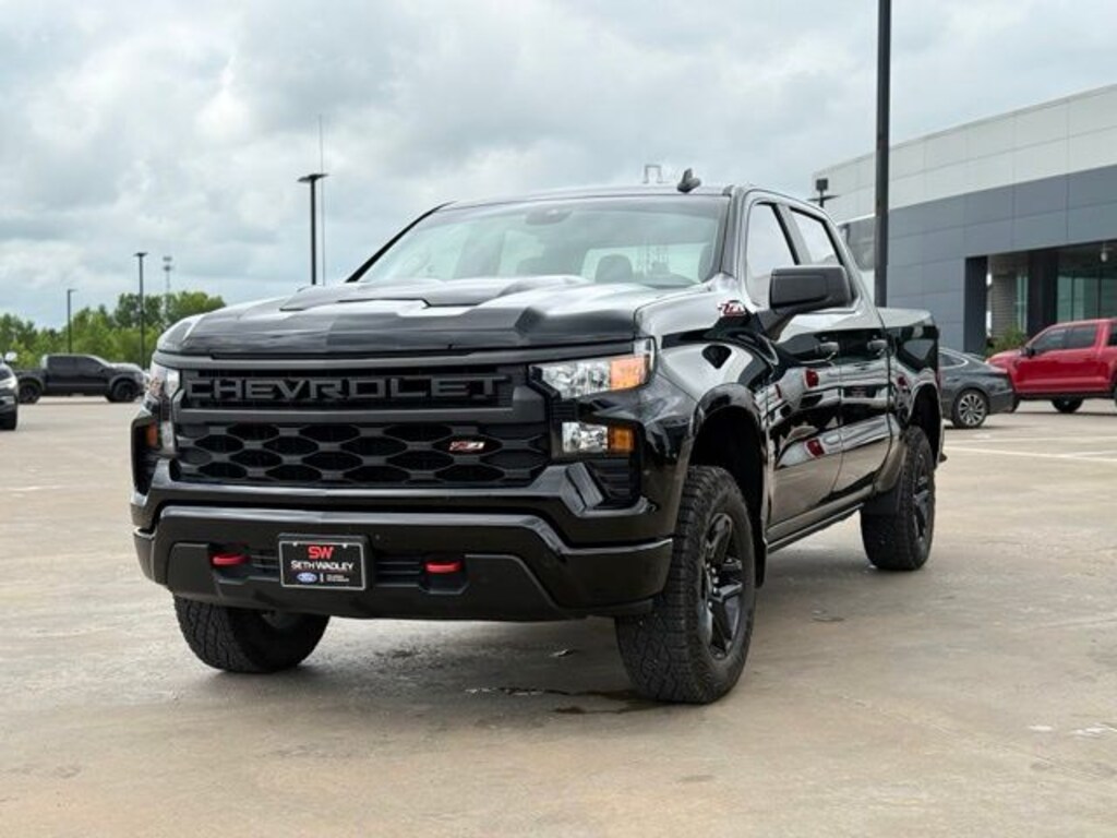 Used 2024 Chevrolet Silverado 1500 Custom Trail Boss Truck