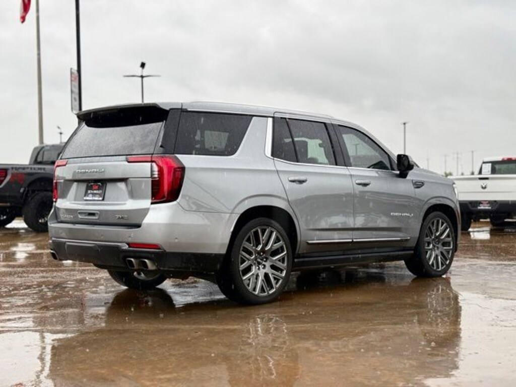 Used 2025 GMC Yukon Denali Ultimate SUV