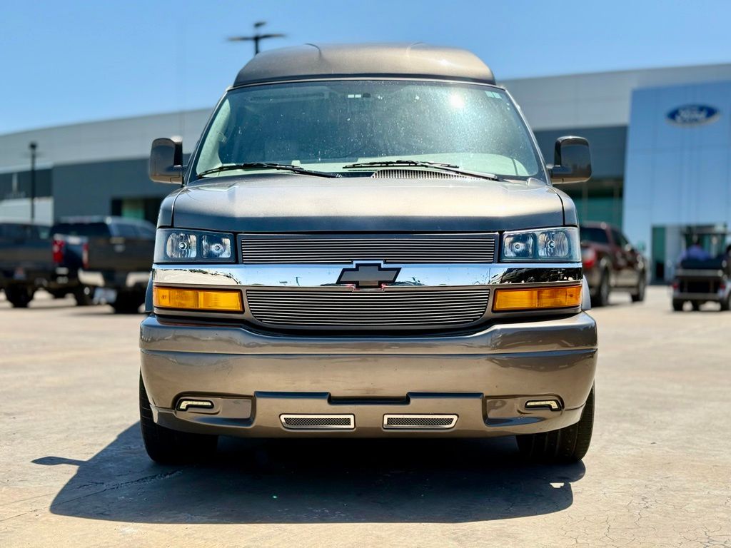 2023 Chevrolet Express 2500 Work Van Cargo photo 3
