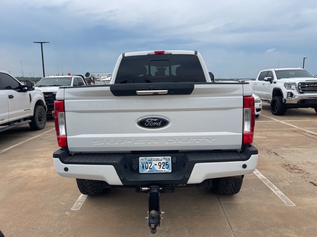 2017 Ford F-250 photo 4