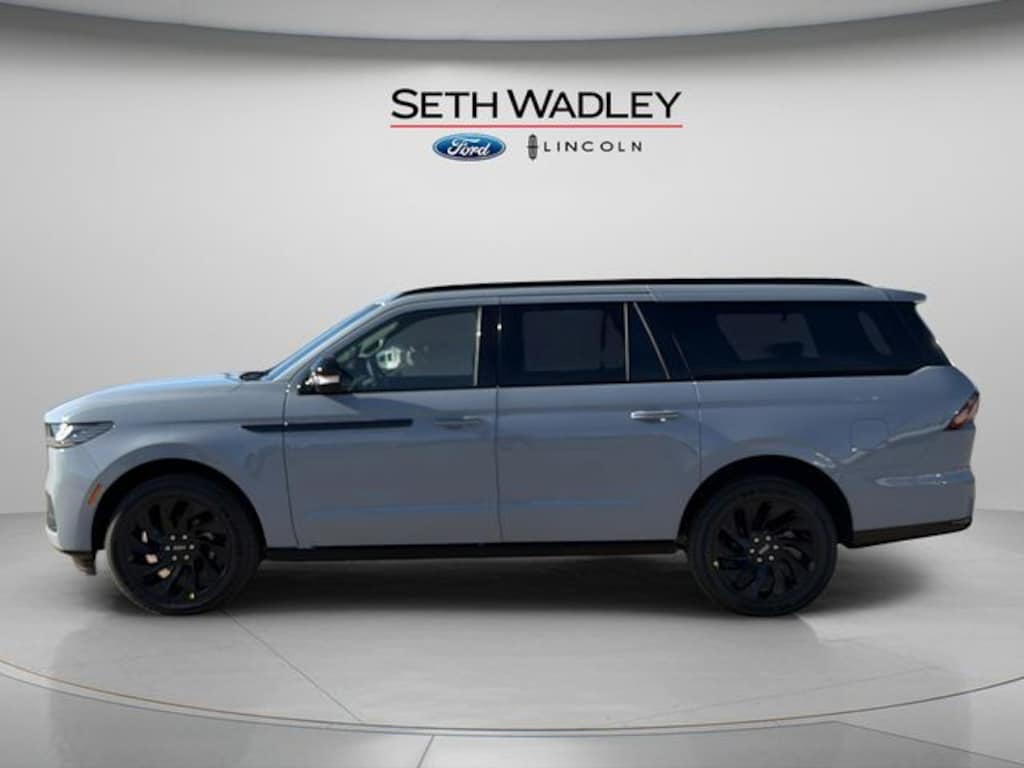 New 2026 Lincoln Navigator L Reserve SUV