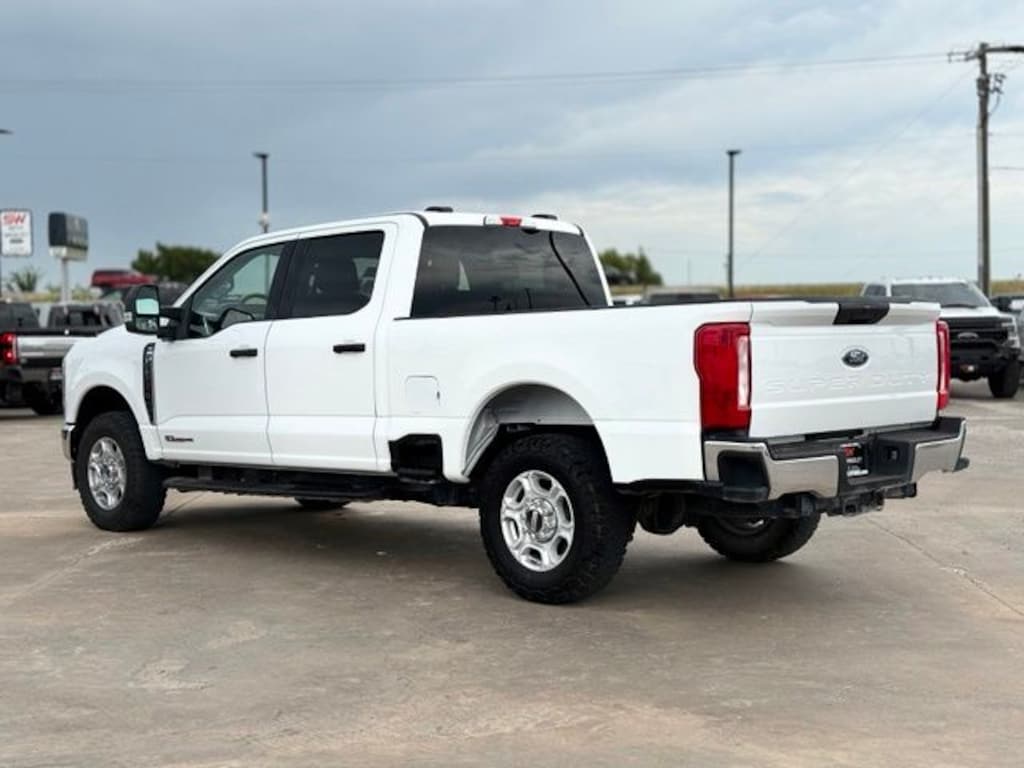 Used 2025 Ford F-250SD XLT Truck