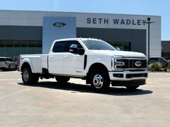 2025 Ford F-350SD Platinum Truck