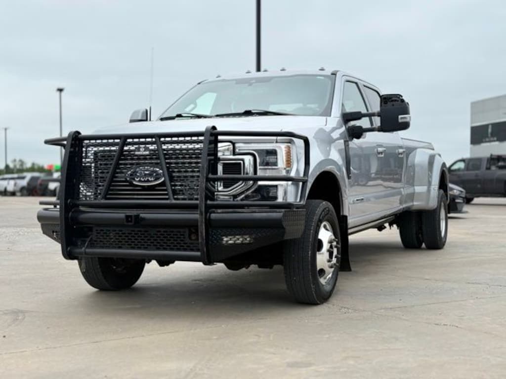 Used 2022 Ford F-350SD Lariat Truck