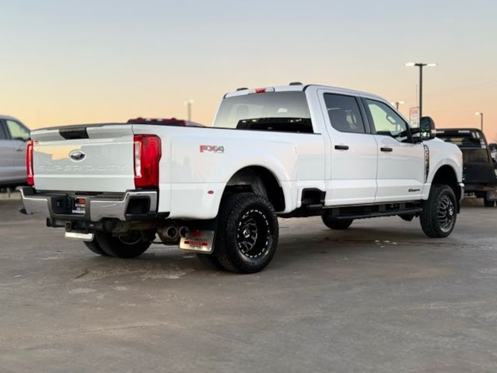 Used 2024 Ford F-350SD XLT Truck