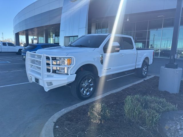 2017 Ford F-250 photo 2