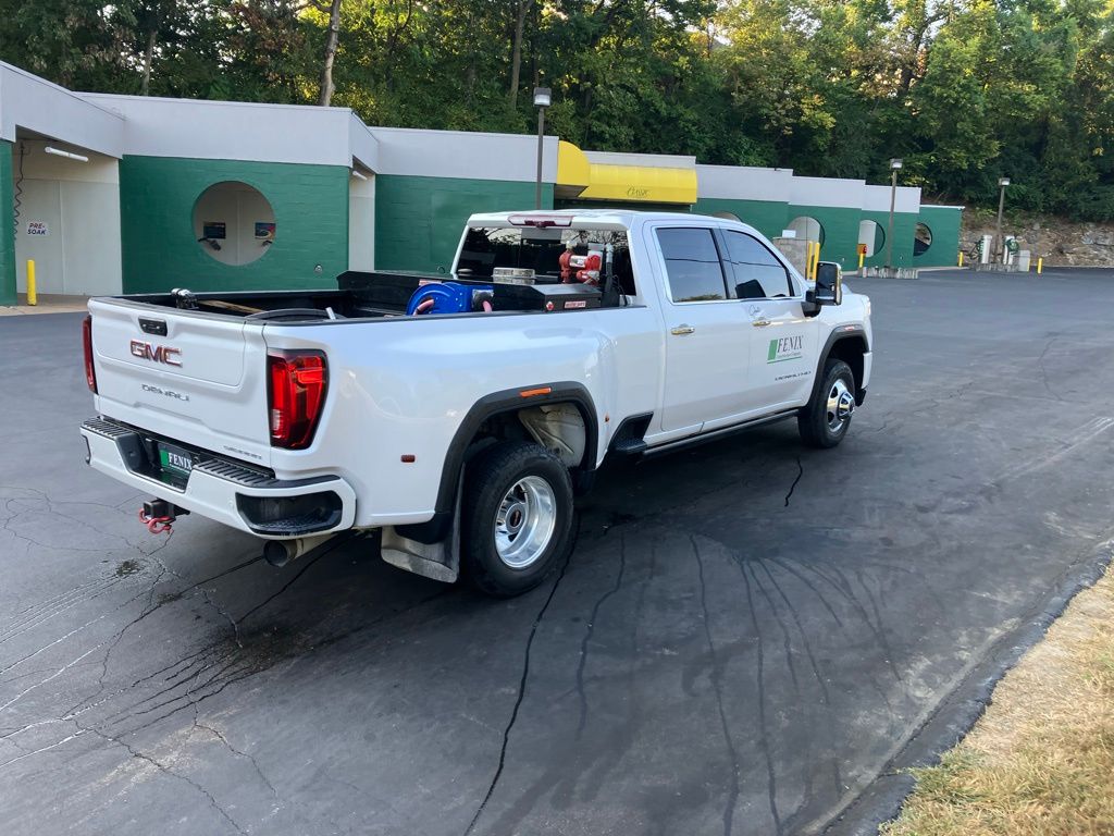 2022 Gmc Sierra HD Denali photo 2