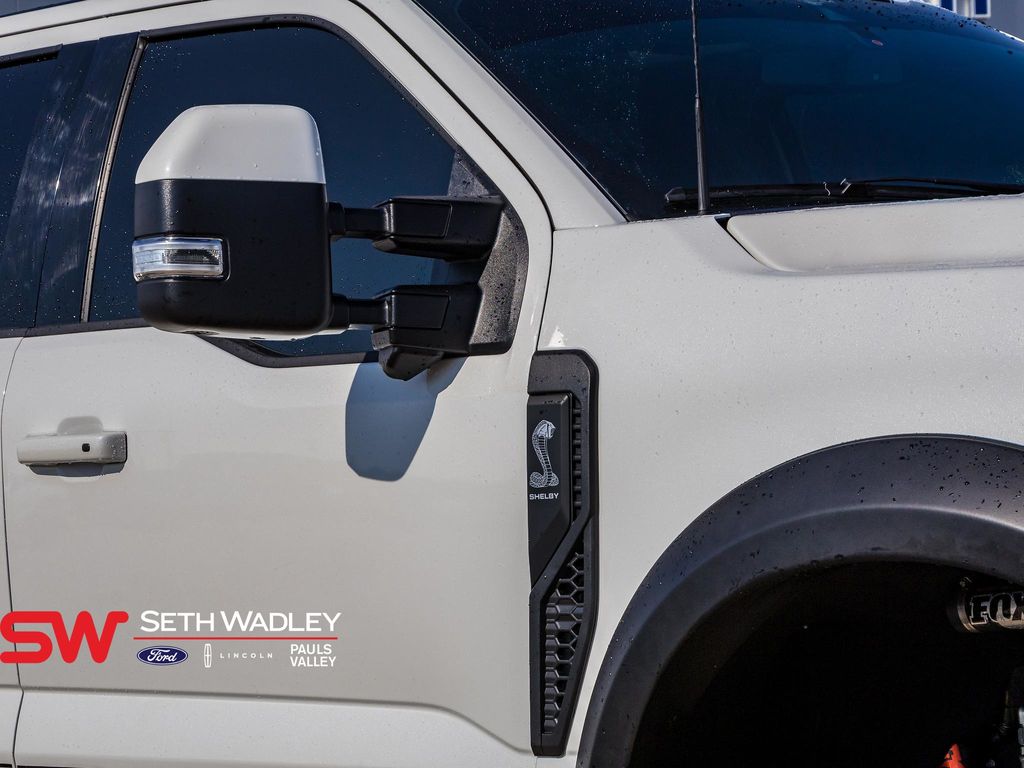 2023 Ford F-250 photo 3