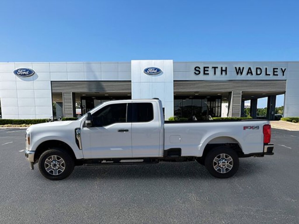 New 2025 Ford F-350SD XLT Truck