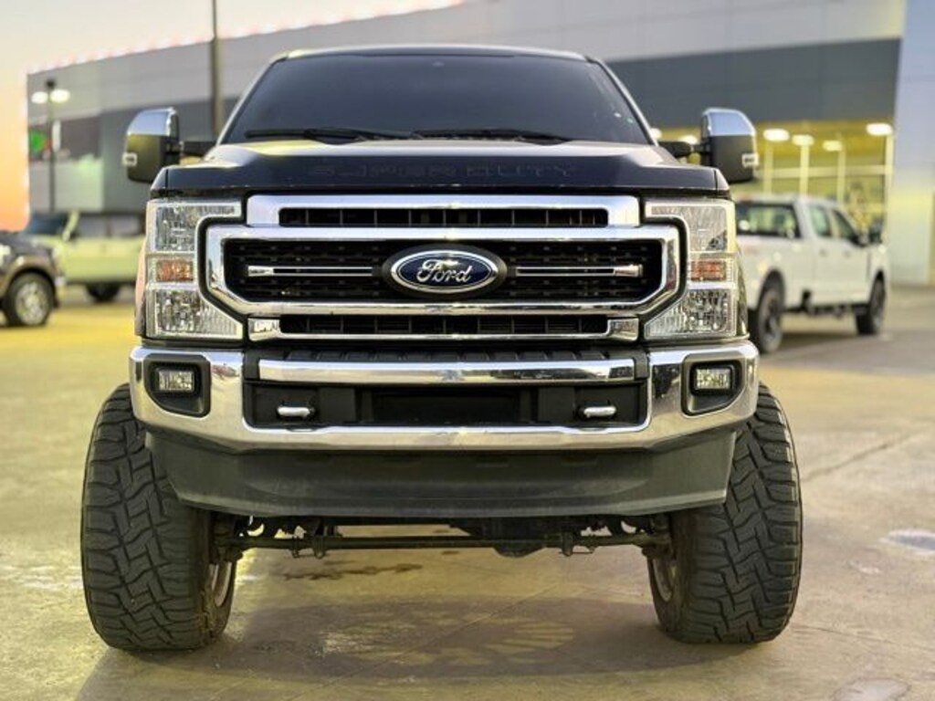 Used 2022 Ford F-250SD Lariat Truck