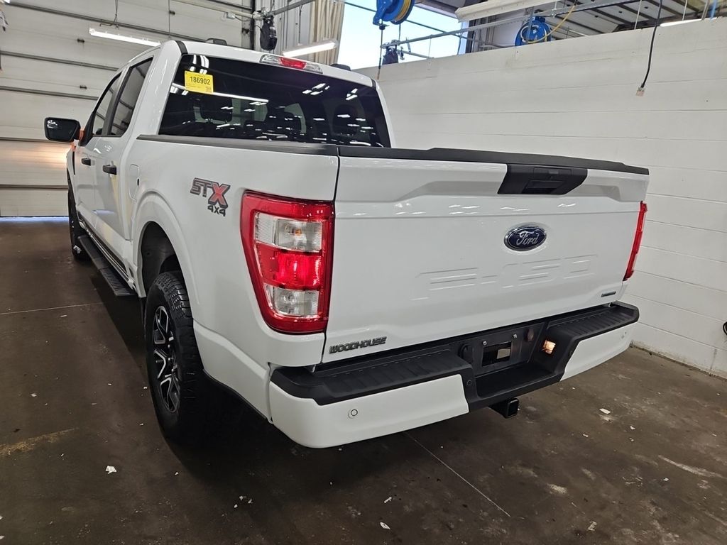 2022 Ford F-150 XL STX photo 2