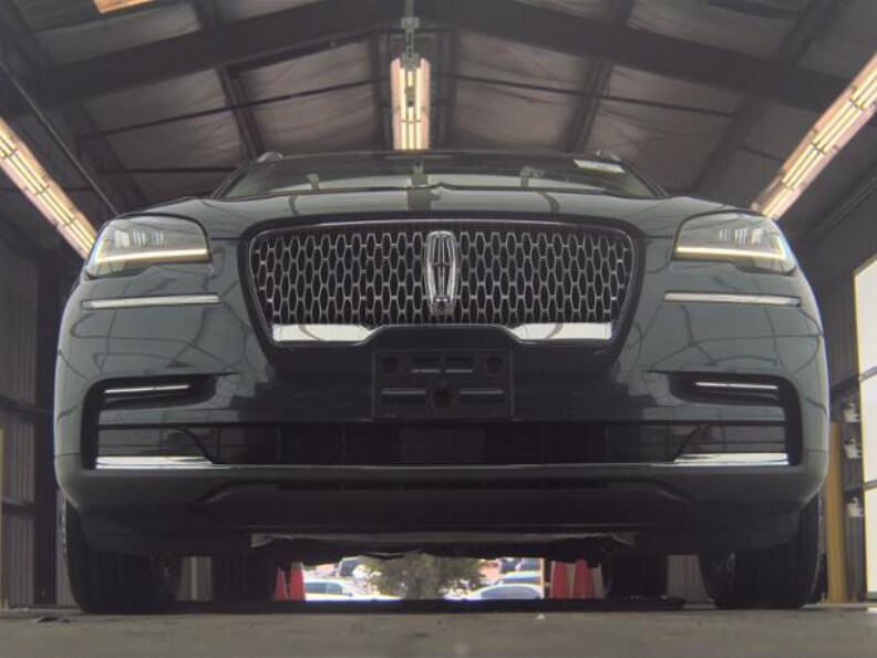 2023 Lincoln Aviator Reserve photo 2