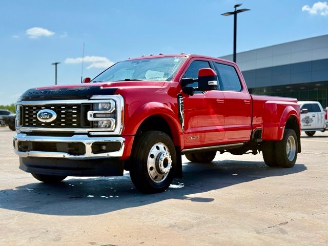2023 Ford F-450 photo 3