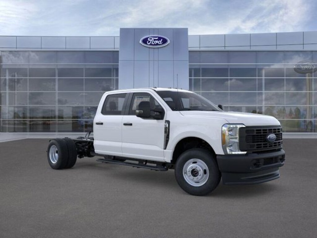 New 2026 Ford F-350SD XL Chassis