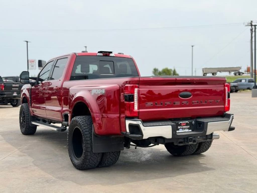 Certified 2025 Ford F-350SD Lariat Truck