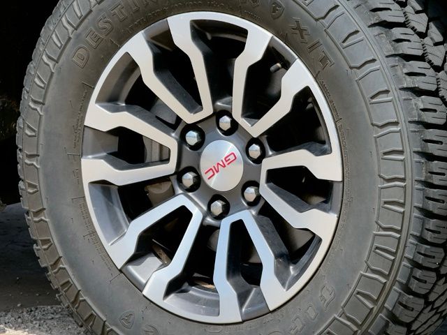 2020 GMC Sierra 1500 AT4 - Photo 7