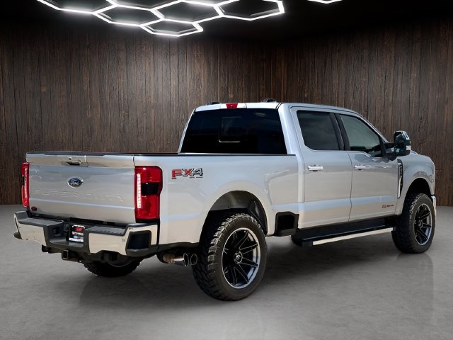 Used 2023 Ford F-250SD Lariat Truck