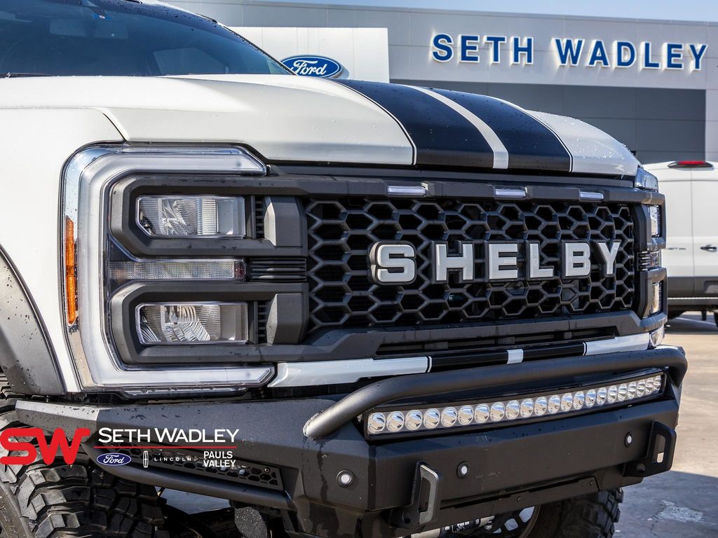2023 Ford F-250 photo 4