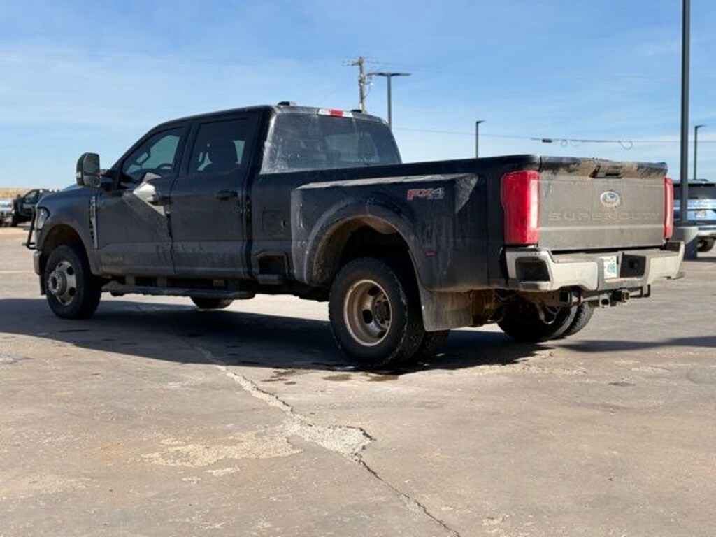 Used 2023 Ford F-350SD XLT Truck