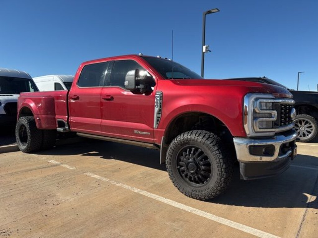 Used 2024 Ford F-350SD Lariat Truck