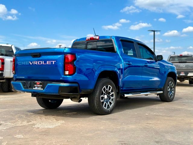2024 Chevrolet Colorado LT photo 2