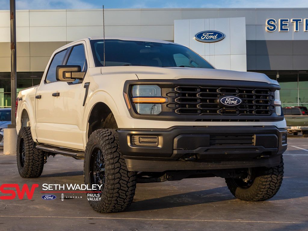 2024 Ford F-150 XLT photo 3