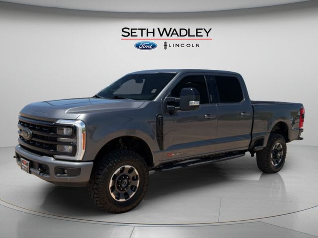 Used 2023 Ford F-250SD Lariat Truck