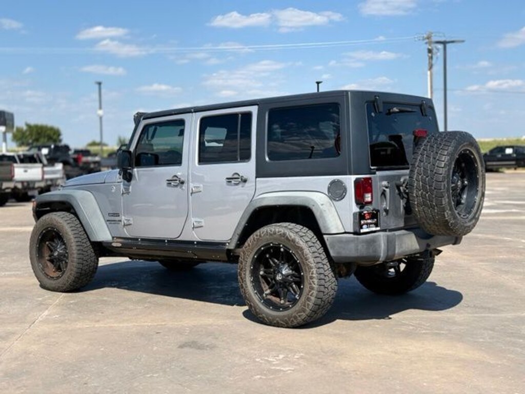 Used 2013 Jeep Wrangler Unlimited Sport SUV