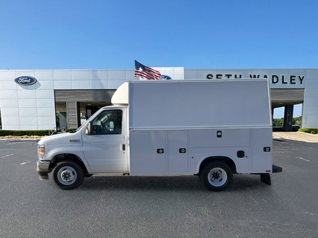 New 2026 Ford E-350SD Base Cab/Chassis