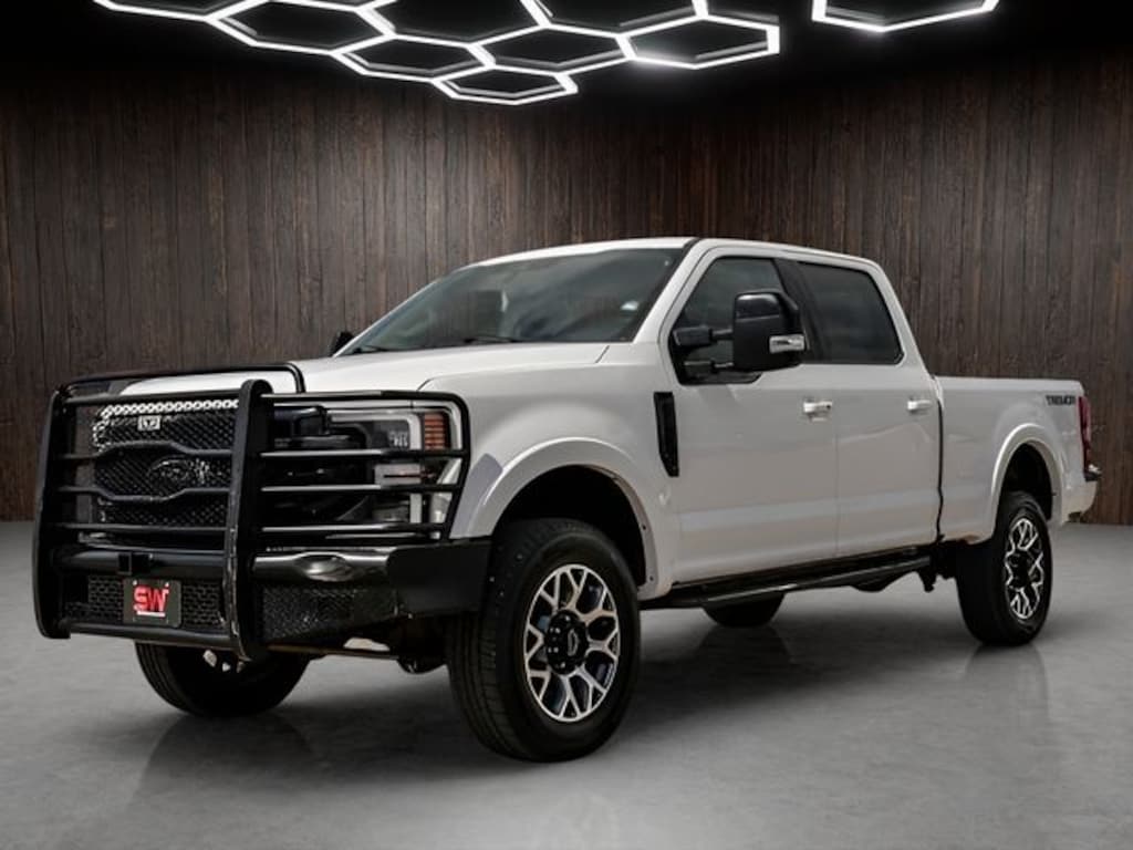 Used 2020 Ford F-250SD Lariat Truck