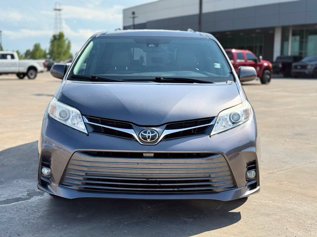 Certified 2019 Toyota Sienna XLE Minivan/Van
