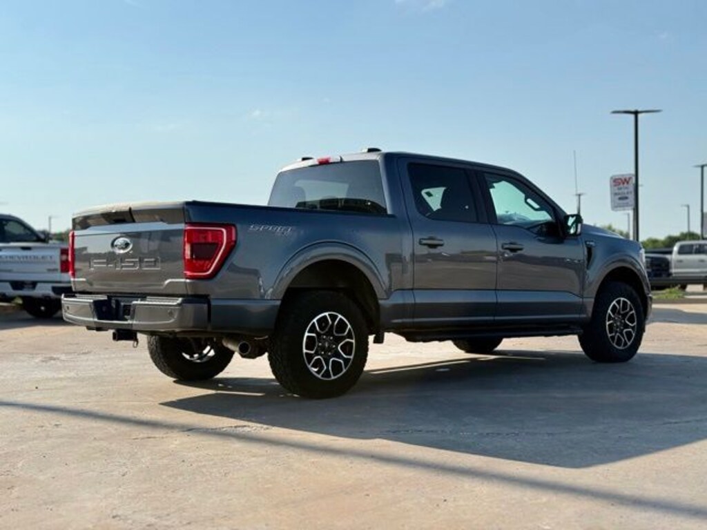 Used 2021 Ford F-150 XLT Truck
