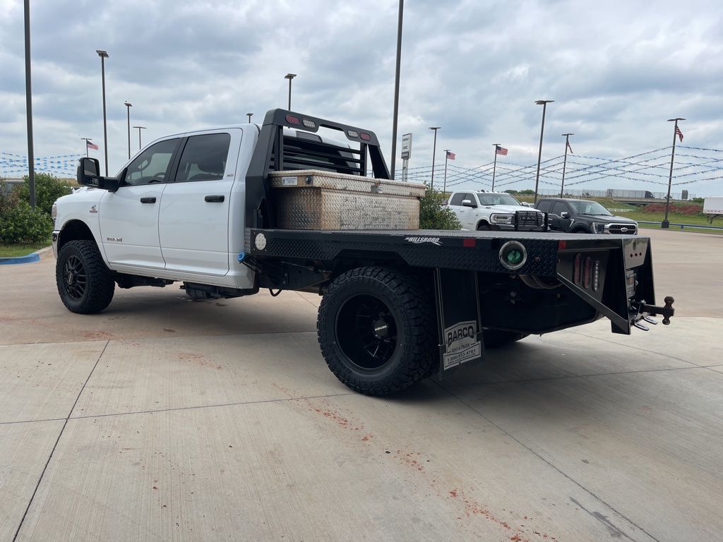2024 Ram 3500 SLT photo 2
