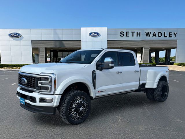 2026 Ford F-450 photo 3