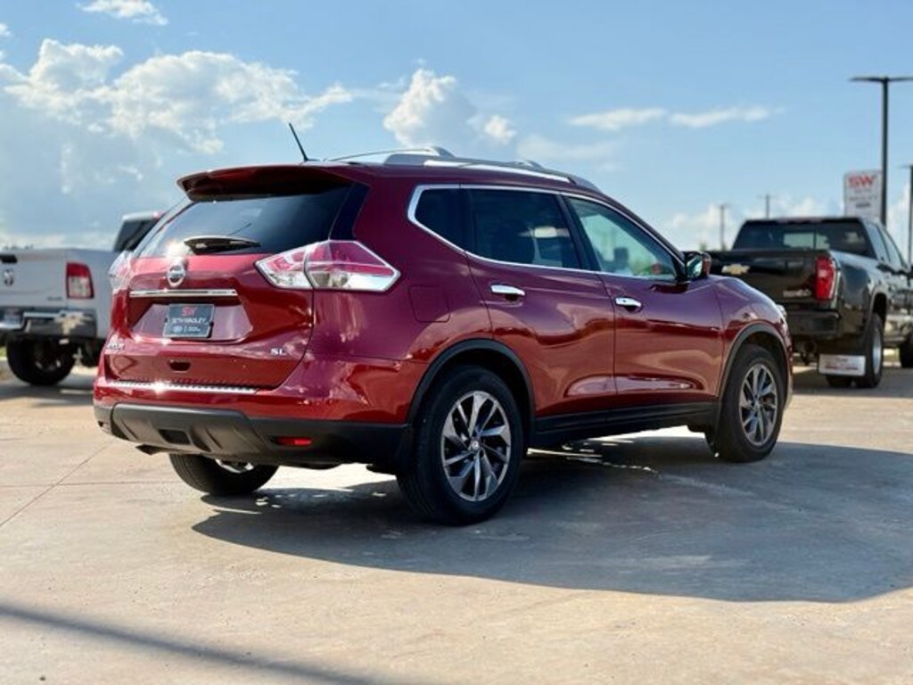 Used 2016 Nissan Rogue SL SUV