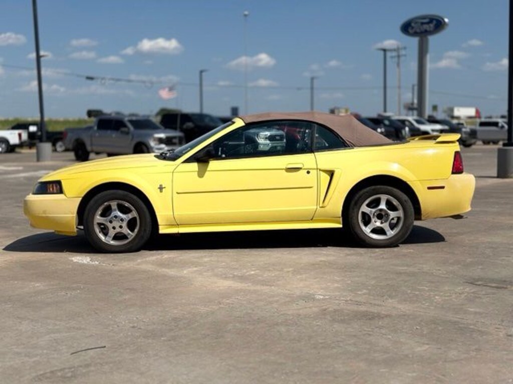 Used 2003 Ford Mustang V6 Convertible