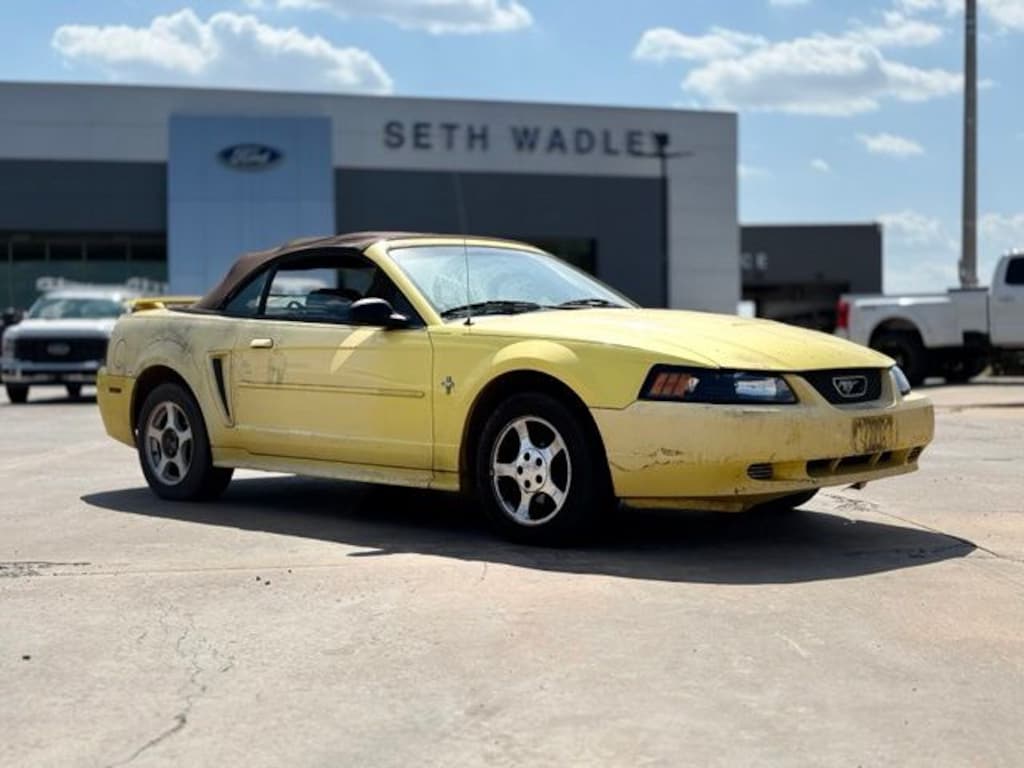 Used 2003 Ford Mustang V6 Convertible