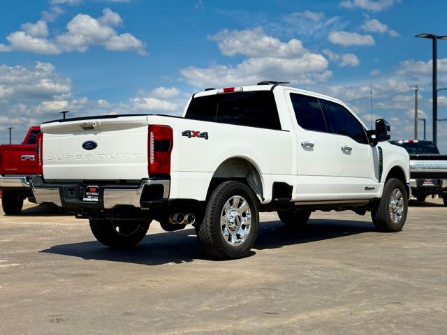 2023 Ford F-250 photo 2