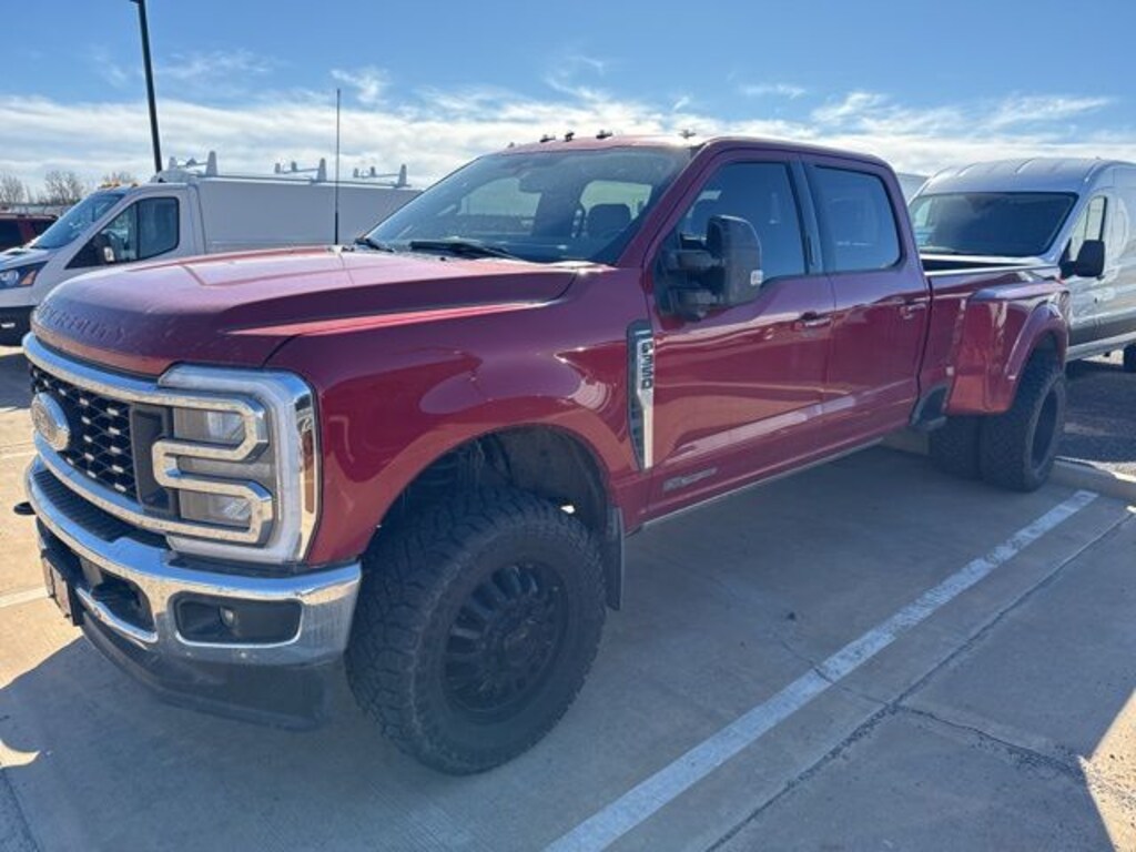 Used 2024 Ford F-350SD Lariat Truck
