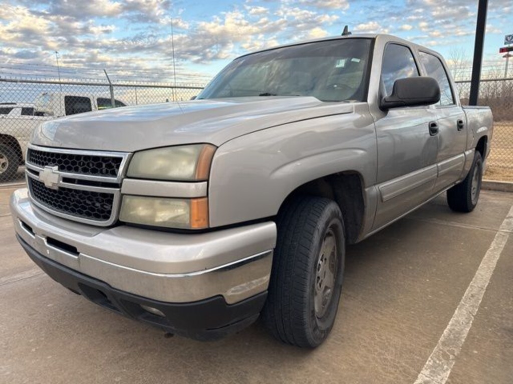 Used 2006 Chevrolet Silverado 1500 LT Truck