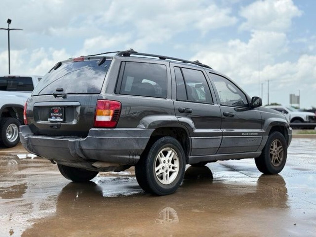 Used 2004 Jeep Grand Cherokee Laredo SUV