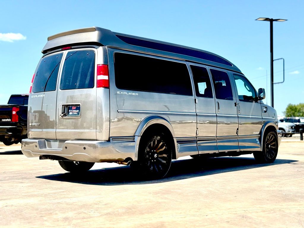 2023 Chevrolet Express 2500 Work Van Cargo photo 2