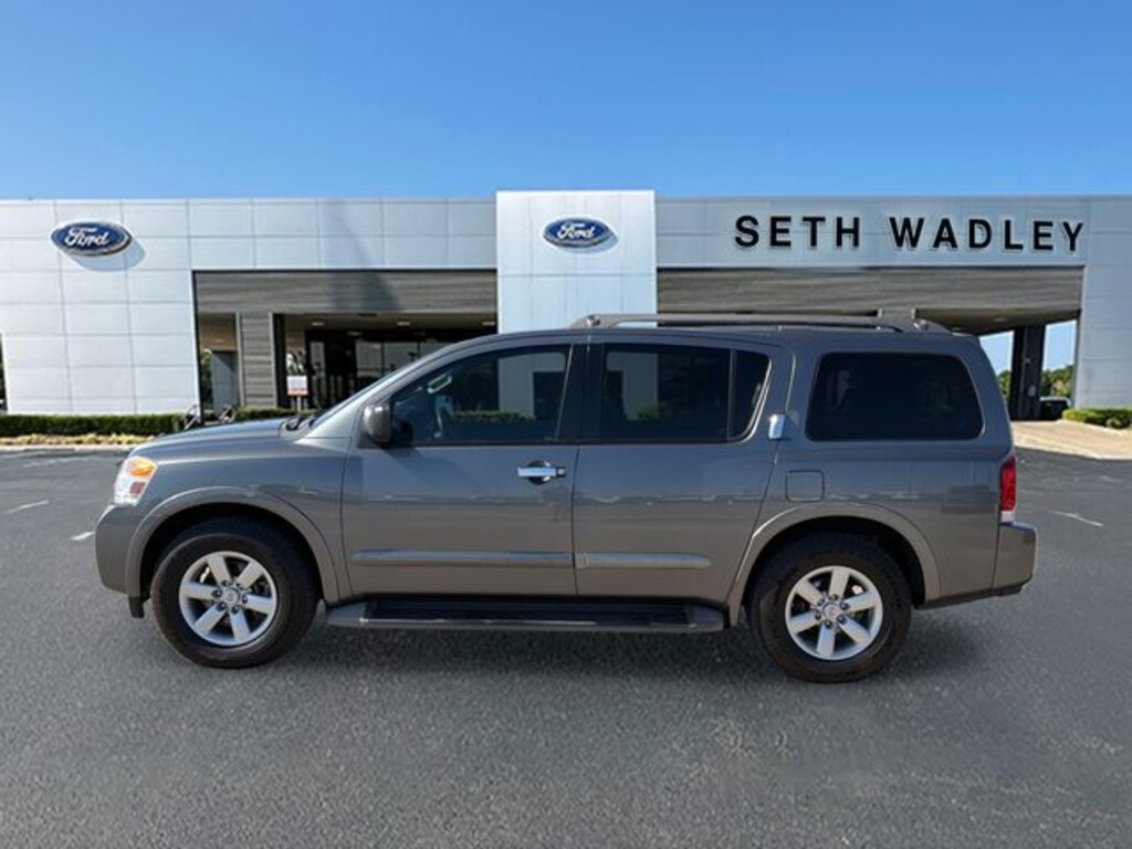 Used 2015 Nissan Armada SV SUV