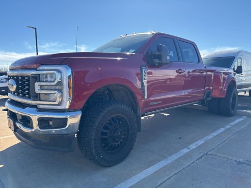 Used 2024 Ford F-350SD Lariat Truck