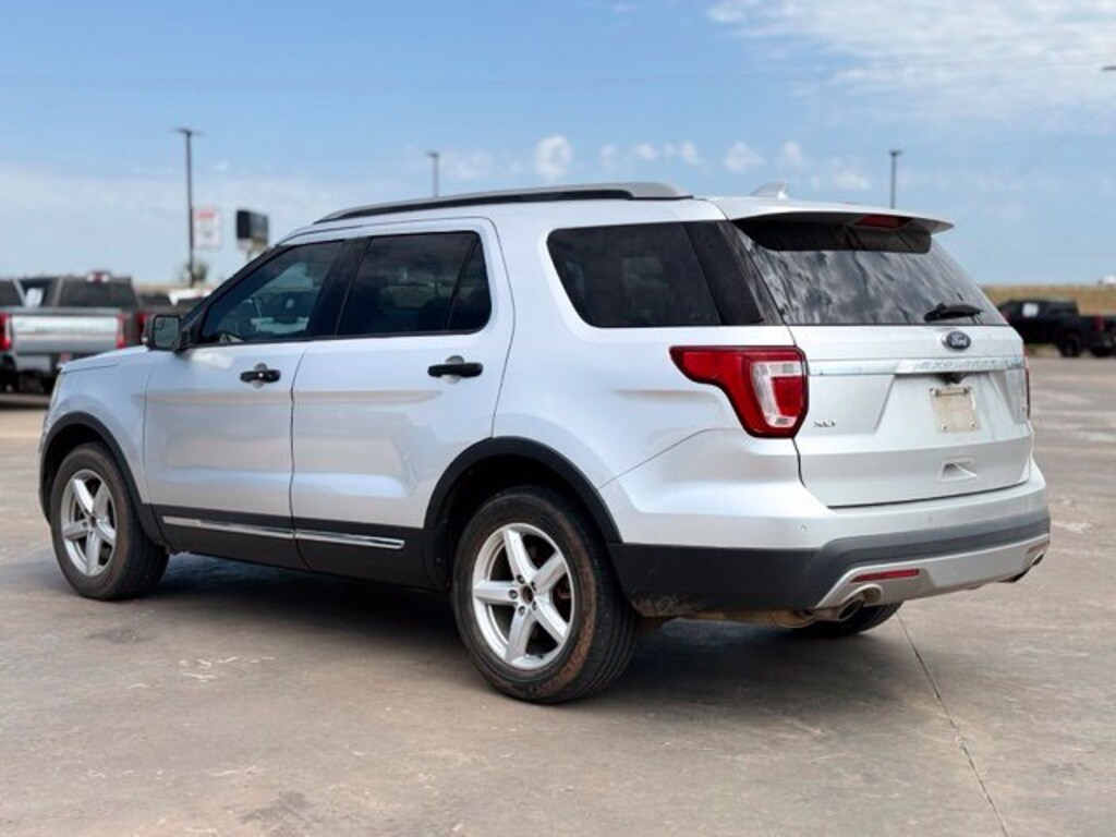 Used 2016 Ford Explorer XLT SUV