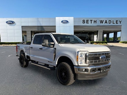 2023 Ford F-350SD XLT Truck